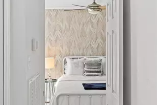 413 W 8th St, Charlotte, NC 28202 - Photo 15