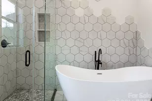 1031 Hillside Ridge Rd, Candler, NC 28715 - Photo 23