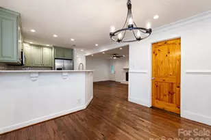 3109 Forest Lawn Dr, Matthews, NC 28104 - Photo 17