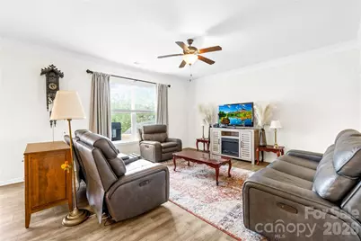 124 Tasman Drive, Mount Holly, NC 28120 - Photo 13