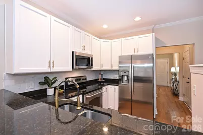 4617 Dabney Vigor Drive, Charlotte, NC 28209 - Photo 13