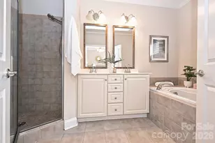 4617 Dabney Vigor Dr, Charlotte, NC 28209 - Photo 19