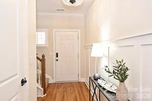 4617 Dabney Vigor Dr, Charlotte, NC 28209 - Photo 3