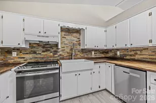 3545 Heather Ln, Gastonia, NC 28056 - Photo 3