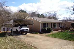 529 Harmon St, Forest City, NC 28043 - Photo 3