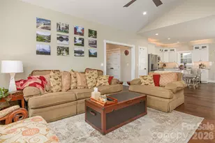 138 Olde Oak Wy, Hendersonville, NC 28792 - Photo 11