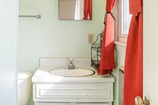 56 Fairview Ave, Hendersonville, NC 28792 - Photo 11