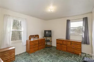 56 Fairview Ave, Hendersonville, NC 28792 - Photo 9