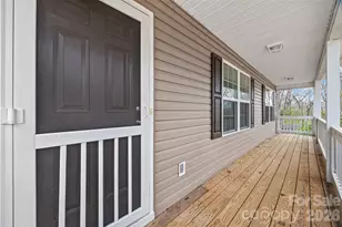 6115 Chandler Rd, Clover, SC 29710 - Photo 3