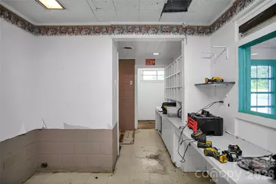 318 Laurel Avenue, Grover, NC 28073 - Photo 7