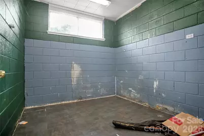 318 Laurel Avenue, Grover, NC 28073 - Photo 11