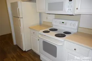 2174 Sardony Ln, Charlotte, NC 28213 - Photo 5