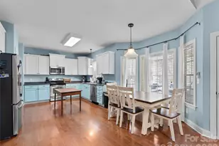 163 Oak Apple Ln, Hendersonville, NC 28792 - Photo 15