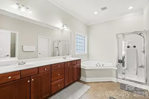 3010 Triple Crown Dr, Indian Trail, NC 28079 - Photo 9