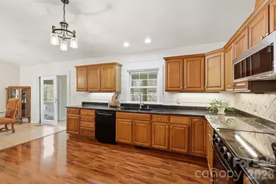 2614 Forest Lawn Drive, Matthews, NC 28104 - Photo 11