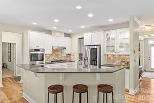 4131 Stacy Blvd, Charlotte, NC 28209 - Photo 3