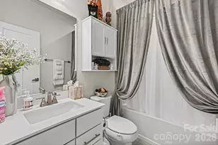 5042 Summer Surprise Ln, Charlotte, NC 28215 - Photo 11