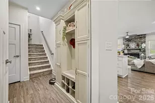 5042 Summer Surprise Ln, Charlotte, NC 28215 - Photo 17