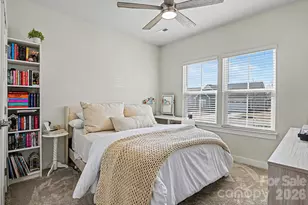 5042 Summer Surprise Ln, Charlotte, NC 28215 - Photo 13