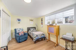 330 Woody Ln, Asheville, NC 28804 - Photo 19