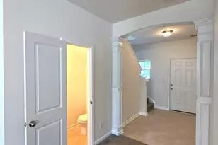 354 Cornielle Ln, Charlotte, NC 28216 - Photo 9