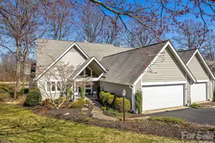 132 Overlook Dr, Flat Rock, NC 28731 - Photo 1