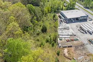 6045 US 19E Hwy, Burnsville, NC 28714 - Photo 9