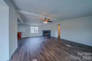 8 Teal Ln, Candler, NC 28715 - Photo 5
