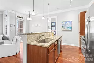 2810 Selwyn Ave, Charlotte, NC 28209 - Photo 9