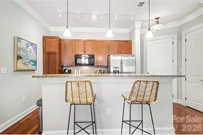 2810 Selwyn Avenue #114, Charlotte, NC 28209 - Photo 13