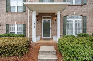19139 Juanita Ln, Cornelius, NC 28031 - Photo 1