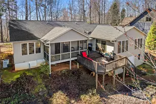 405 Glen Echo Cir, Saluda, NC 28773 - Photo 43