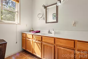 405 Glen Echo Cir, Saluda, NC 28773 - Photo 23