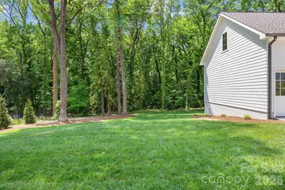 4628 Water Oak Road, Charlotte, NC 28211 - Photo 41