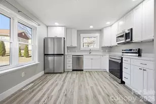 68 Palmer St, Brevard, NC 28712 - Photo 5