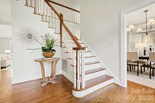 7724 Red Oak Ln, Charlotte, NC 28226 - Photo 3