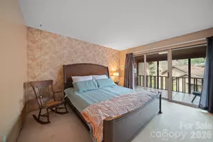 301 N Scarlet Oak Ln, Hendersonville, NC 28791 - Photo 19