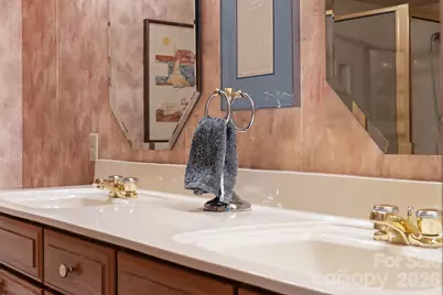 301 N Scarlet Oak Lane, Hendersonville, NC 28791 - Photo 7