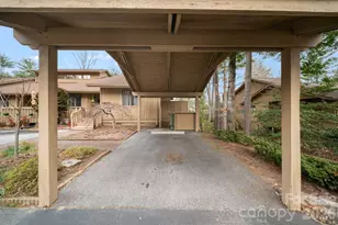 301 N Scarlet Oak Ln, Hendersonville, NC 28791 - Photo 31