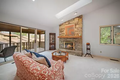 301 N Scarlet Oak Lane, Hendersonville, NC 28791 - Photo 15