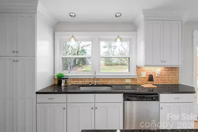 643 Seneca Place, Charlotte, NC 28210 - Photo 9