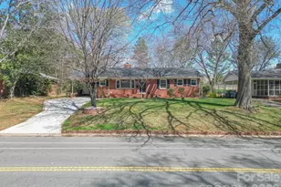 643 Seneca Pl, Charlotte, NC 28210 - Photo 37