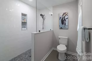 643 Seneca Pl, Charlotte, NC 28210 - Photo 19