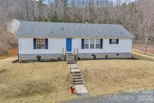 401 Lynn Gap Rd, Spruce Pine, NC 28777 - Photo 1