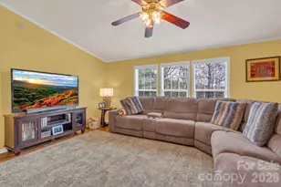 401 Lynn Gap Rd, Spruce Pine, NC 28777 - Photo 13