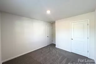 5915 Faron Wy, Charlotte, NC 28262 - Photo 9