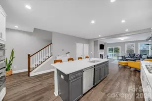 172 Caversham Dr, Mooresville, NC 28115 - Photo 9