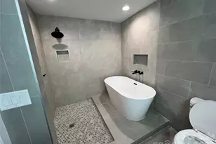 2631 Kenhill Dr, Charlotte, NC 28208 - Photo 11