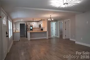 2631 Kenhill Dr, Charlotte, NC 28208 - Photo 3