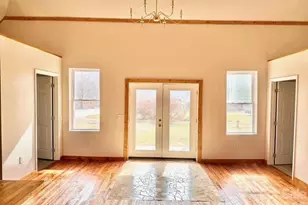 6367 Nc 261 Hwy, Bakersville, NC 28705 - Photo 11